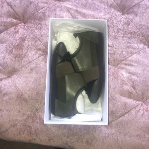 Balenziaga green runners